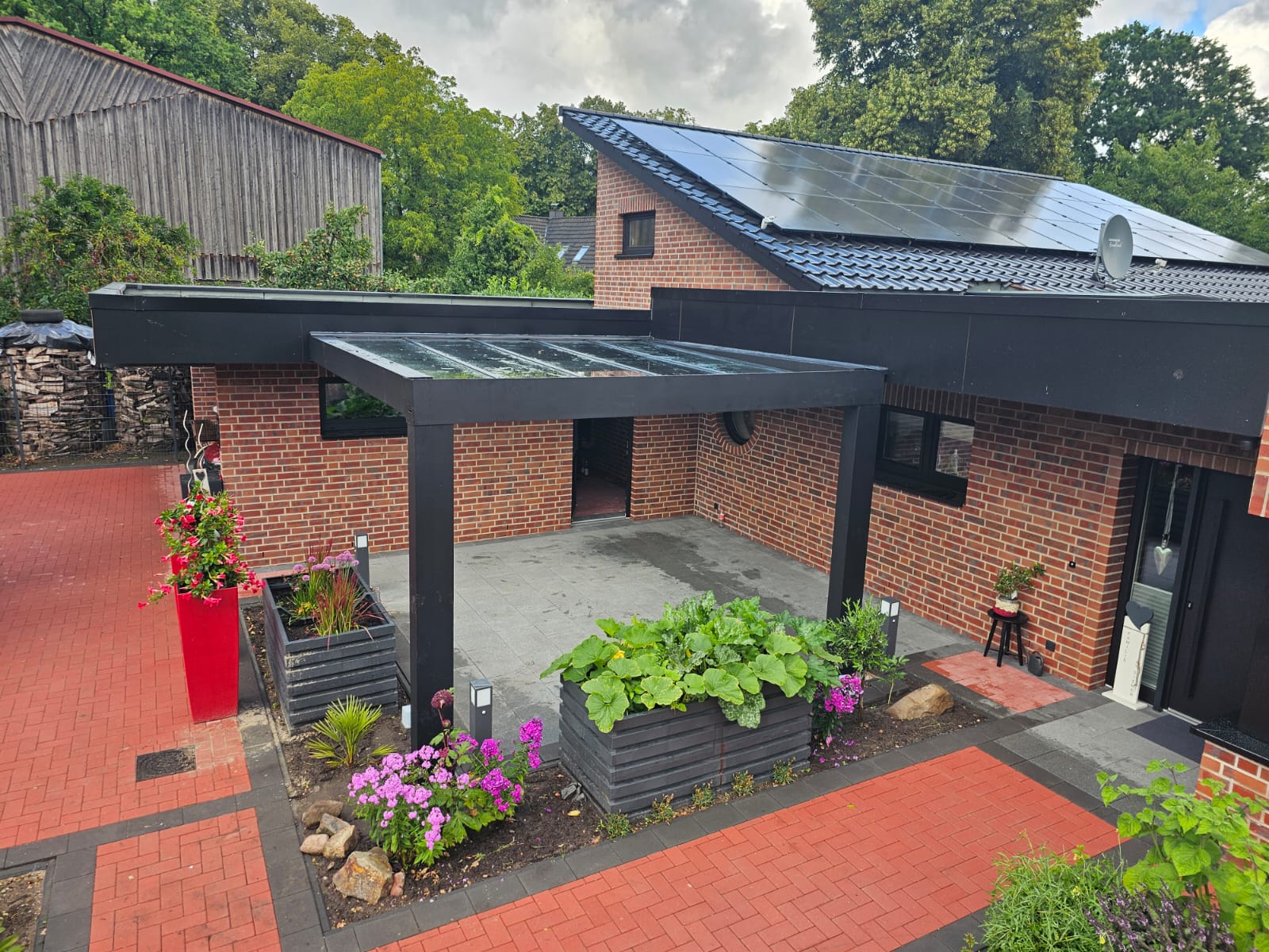 Sommergarten mit Vorhang – Sommergarten in Oldenburg (2024) | Referenz Nickel-Terrassen
